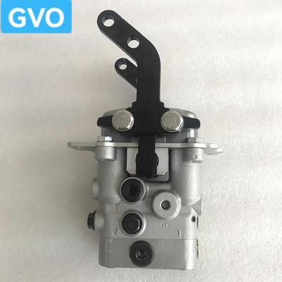 702-16-04250 7021604250 Bagian Excavator Walking Foot Valve Pedal Assembly Untuk PC120-6 PC200-6 PC210 PC240-8 PC360-6 PC360-7 PC360-8
